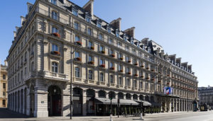 how many rooms are in the hilton paris opera